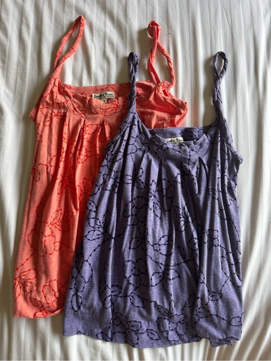 Lucky Brand Tops - Lucky Brand set of 2 Floral Print Spaghetti Strap Tank Tops Coral & Lavender M